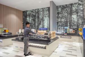 Holiday Inn Express Kota Kinabalu City Centre by IHG