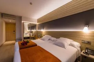 阿文尼达酒店 - 巴斯提安吉洛