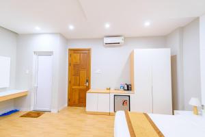 Khách sạn Minh Long