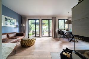 Wellness-Ferienhaus "Schlehe" mit Sauna, Kamin & Terrasse - ruhig am Ostseewald in Zingst