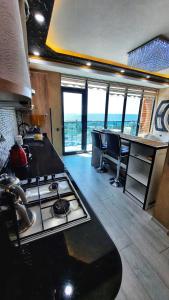 Sea View Metro City Appartment