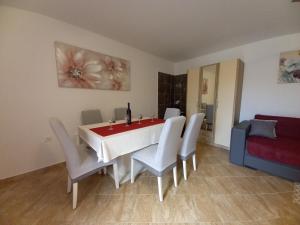 Apartment & Studio Vrdoljak