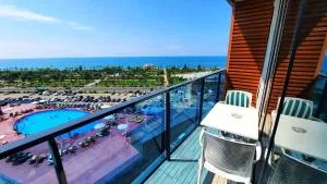 Sea View Metro City Appartment - Kakhaberi