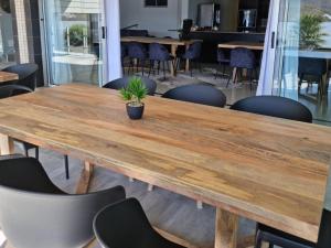 Waterfront Boutique Hotel Vanderkloof