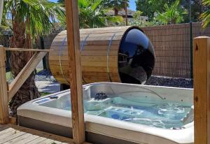 Campings Sables du midi 2 : Chambre Familiale avec Terrasse 