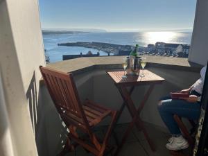 Portrush Penthouse Stunning Harbour & Atlantic Views only 2 mins walk to Harbour & Ramore