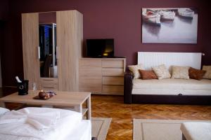 La Pergola & Prestige Panzió