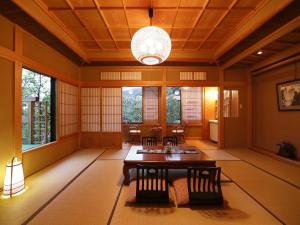 하코네 산스이소우 3성급 숙소 로비