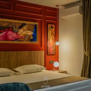 Jata Crown Hotel - Çollak