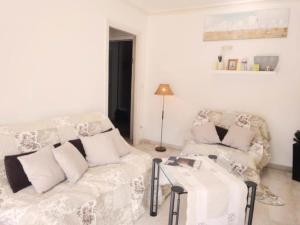 Appartements Locations-06 Lolivier - Residence With Swimming Pool Near Cannes : photos des chambres