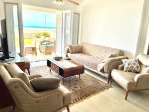 Stunning Beachfront Villa on North Coast Mediterranean - ‘Izbat al ‘Ulā