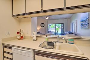 Access to 33 Pools Cathedral City Condo with Patio