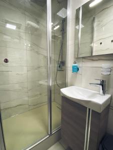 Studio 20qm mit Balkon und Innenpool - 22031