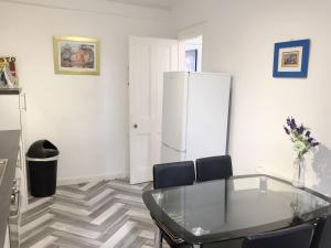 Shoreline 2 Bedroom Dunbar Serviced Apartment