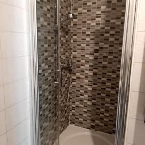 Apartments by the sea Postira, Brac - 737