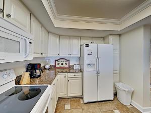 Regency Towers #308 East