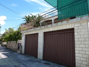 Apartments by the sea Seget Vranjica, Trogir - 976