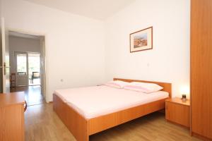 Apartments and rooms by the sea Lucica, Lastovo - 990