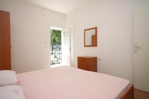 Apartments and rooms by the sea Lucica, Lastovo - 990