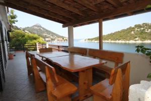 Apartments and rooms by the sea Zaklopatica, Lastovo - 994