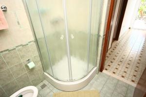 Apartments by the sea Mastrinka, Ciovo - 1005