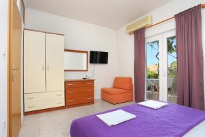 Apartments by the sea Zivogosce - Blato, Makarska - 1057