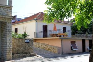 Apartments by the sea Tkon, Pasman - 822 