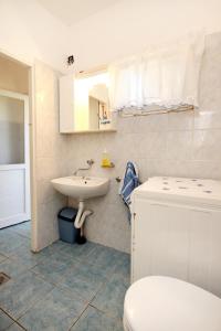 Apartments by the sea Tkon, Pasman - 822