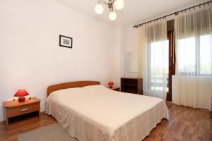 Two-Bedroom Apartment with Terrace room in Apartments by the sea Ugljan - 830