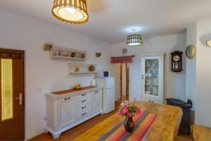 Apartments with parking space Punta kriza, Cres - 867