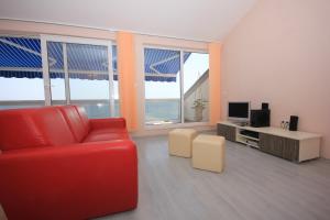 Apartments by the sea Tkon, Pasman - 686