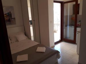 Apartments by the sea Zdrelac, Pasman - 697