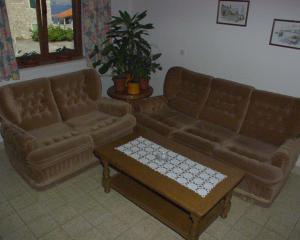 Two-Bedroom Apartment with Terrace and Sea View room in Apartments by the sea Postira Brac - 738