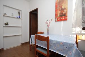 Apartments by the sea Postira, Brac - 740