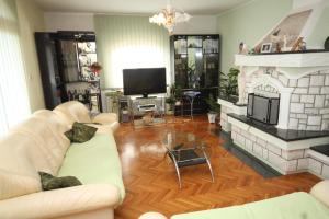 Apartments by the sea Kali, Ugljan - 834