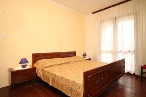Two-Bedroom Apartment with Terrace room in Apartments by the sea Susica Ugljan - 841