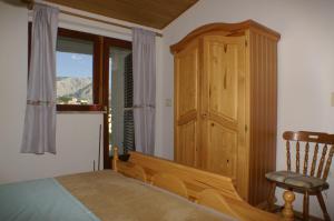 Apartments by the sea Duce, Omis - 945