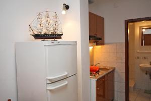 Apartments with parking space Marusici, Omis - 962