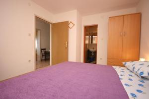 Apartments with a parking space Zivogosce - Porat, Makarska - 1055