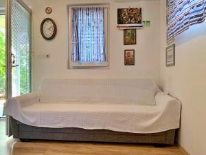 Apartments with parking space Silo, Krk - 18729