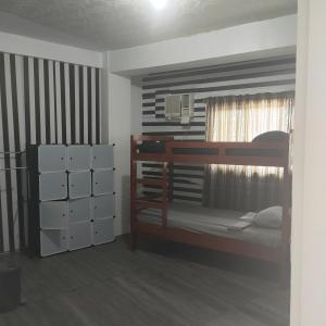 Pier La Casa Homestay Building