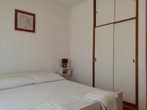 Apartments with parking space Silo, Krk - 18754