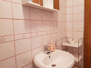 Apartments with parking space Silo, Krk - 18754