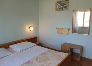 Apartments with parking space Silo, Krk - 18758