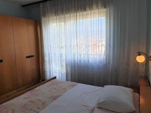 Apartments with parking space Silo, Krk - 18758