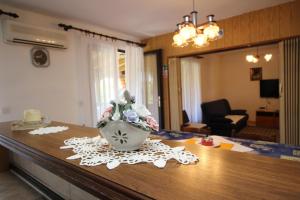 Apartments with parking space Silo, Krk - 18760