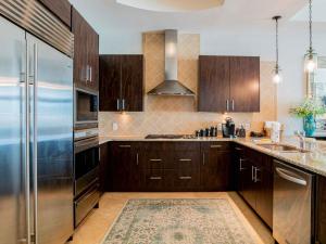 Turquoise Place #2805C