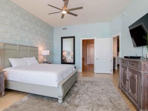 Turquoise Place #2805C