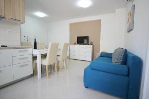 Apartments with swimming pool Baska, Krk - 18733