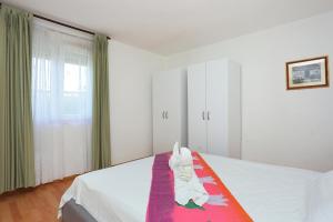 Apartments with a parking space Okrug Donji, Ciovo - 18796